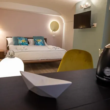 Liconti Exclusive Rooms Pulsano Extérieur photo